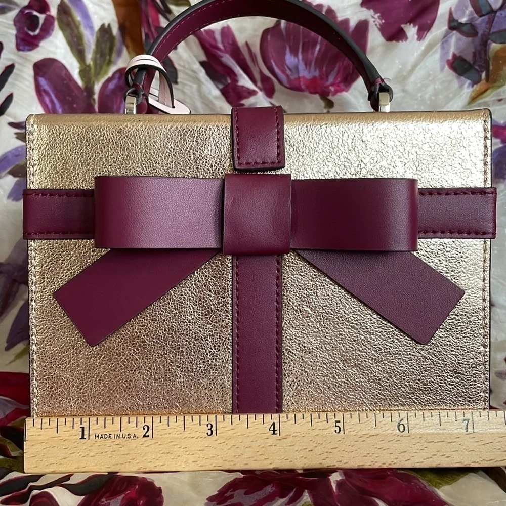 Brand New Kate Spade Leather Wrapping Party Gift Box Present Crossbody Purse
